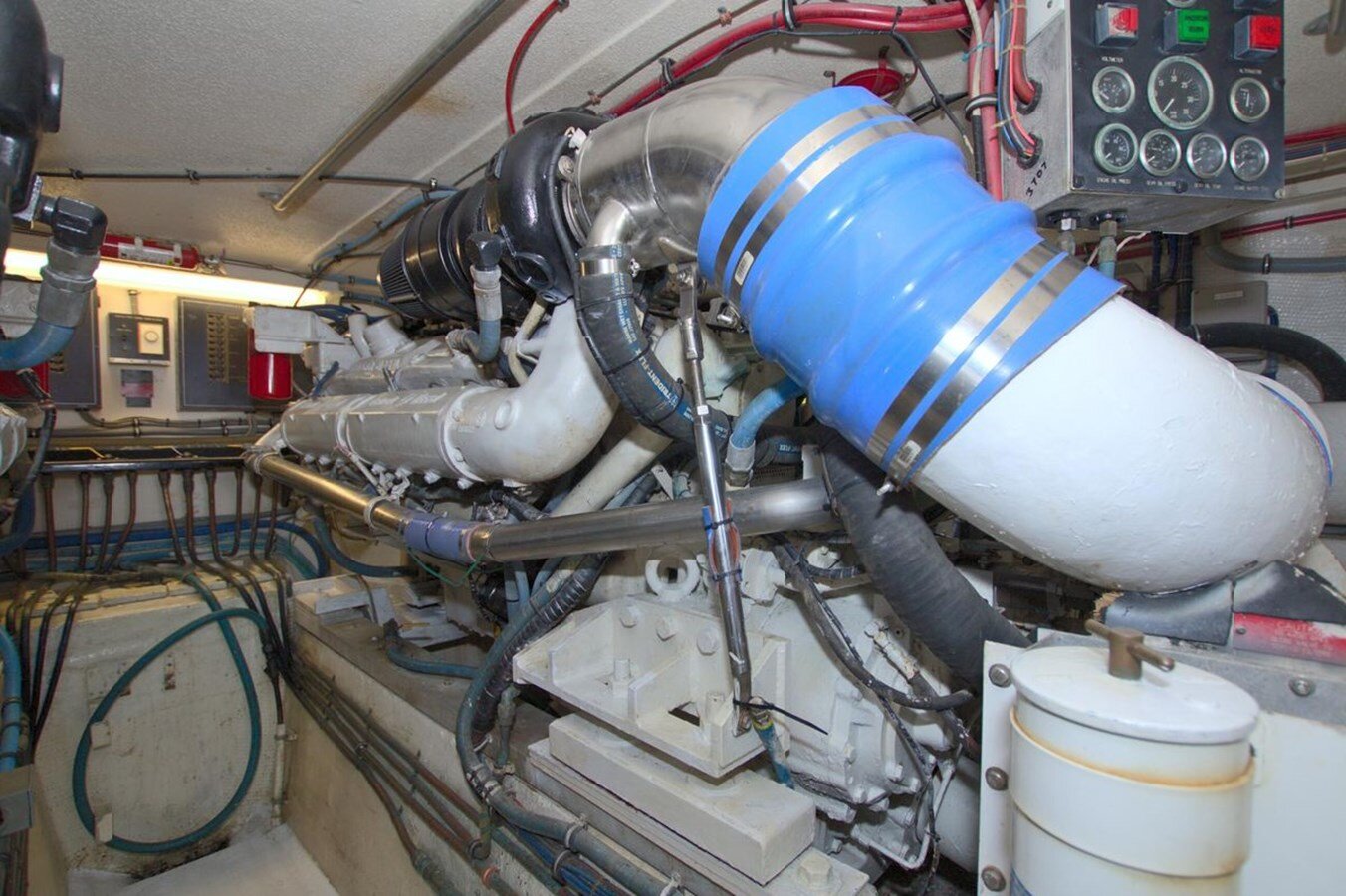 1992-hatteras-54-6eb0e2