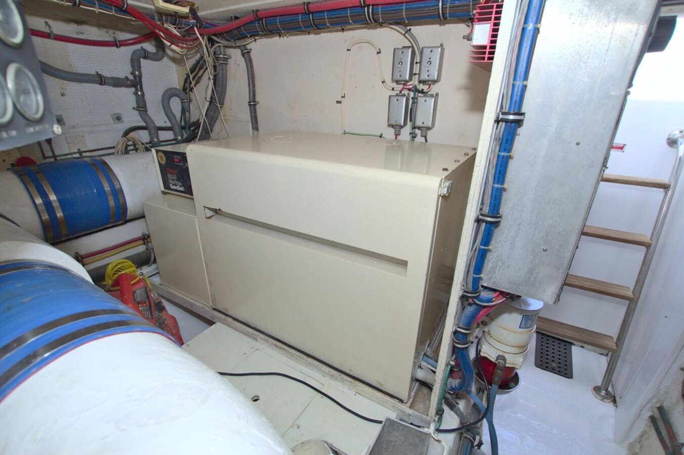 1992-hatteras-54-6eb0e2