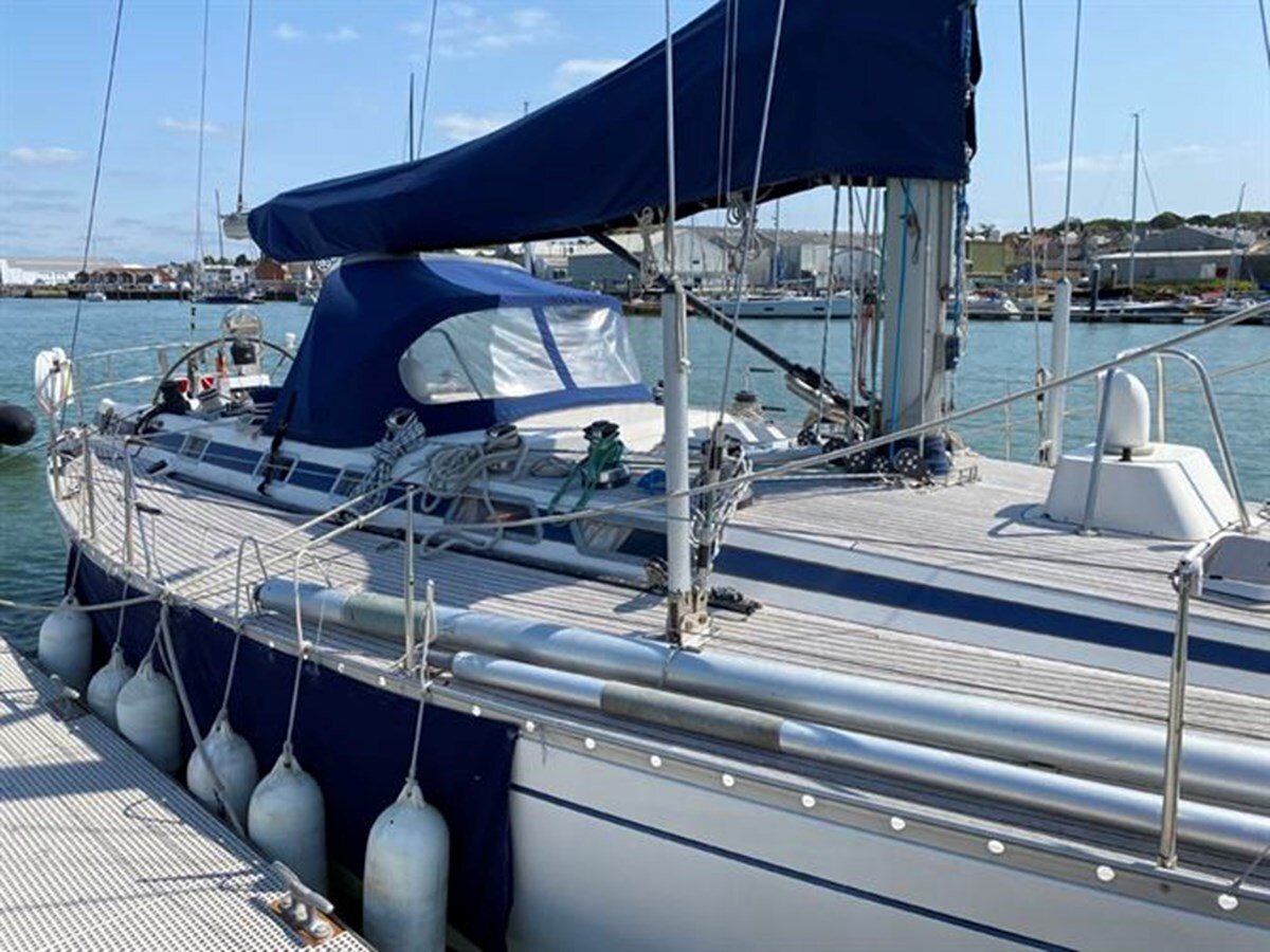 1992-nautor-swan-47-1-d91a92