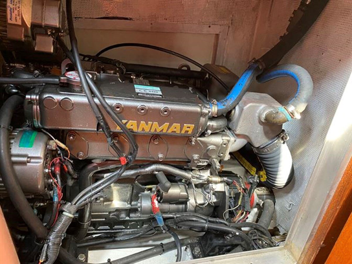 1992-nautor-swan-47-1-d91a92