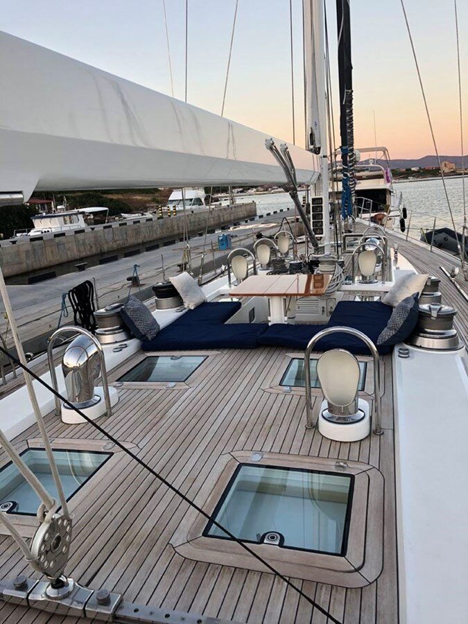 1992-royal-huisman-83-7-3a0142