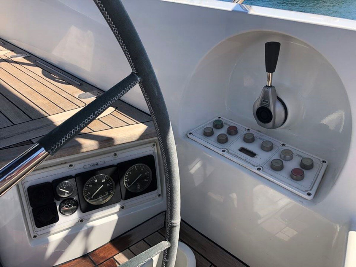 1992-royal-huisman-83-7-3a0142