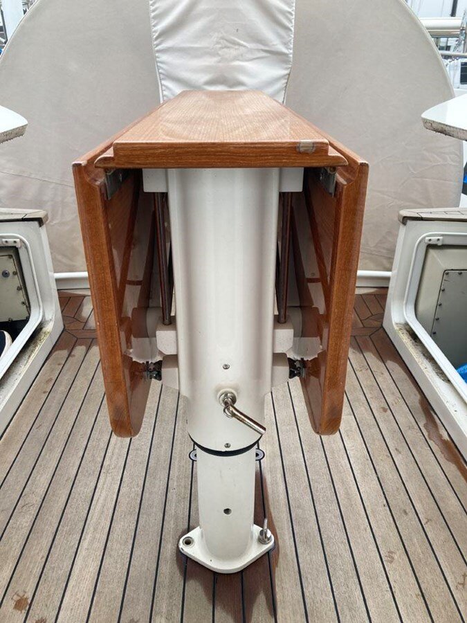 1992-royal-huisman-83-7-3a0142