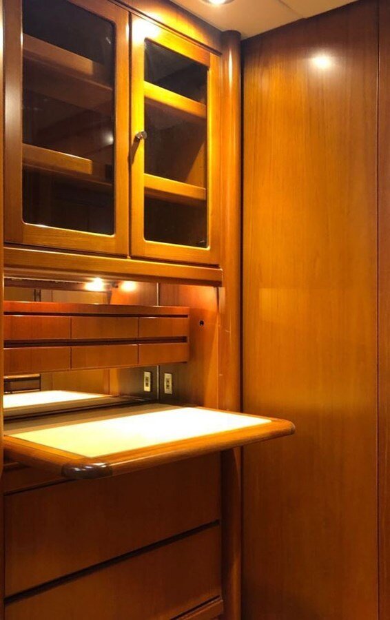 1992-royal-huisman-83-7-3a0142