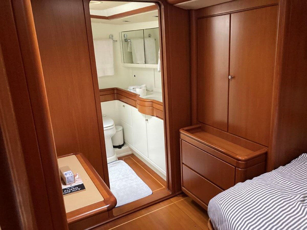 1992-royal-huisman-83-7-3a0142