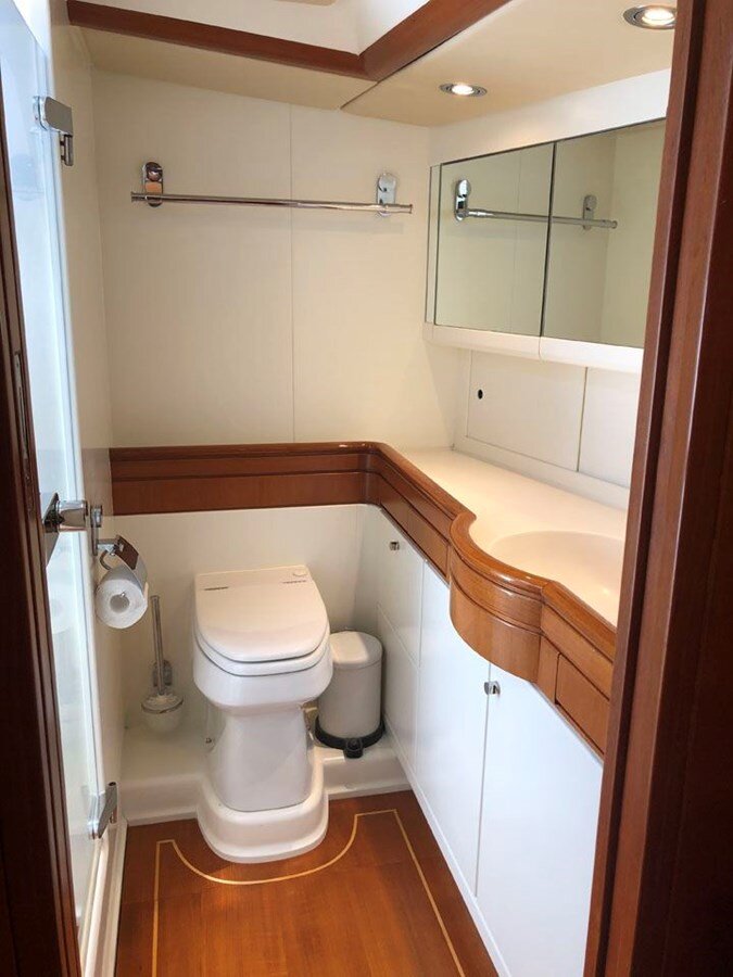 1992-royal-huisman-83-7-3a0142