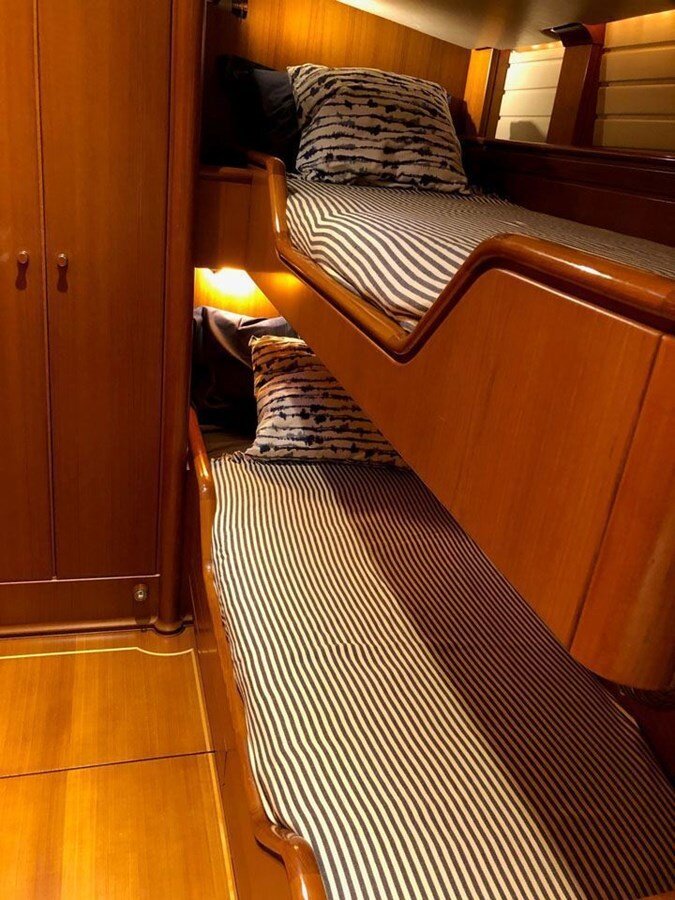 1992-royal-huisman-83-7-3a0142