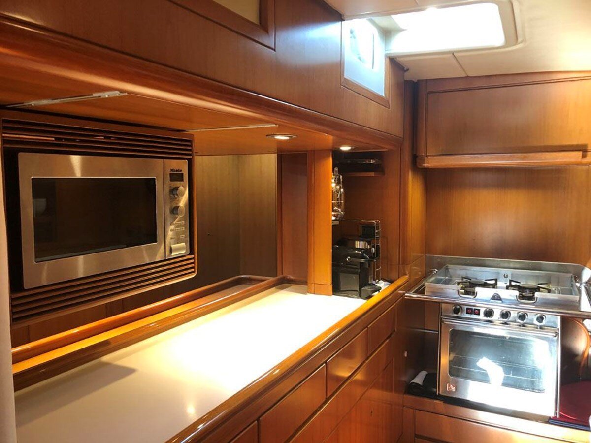 1992-royal-huisman-83-7-3a0142