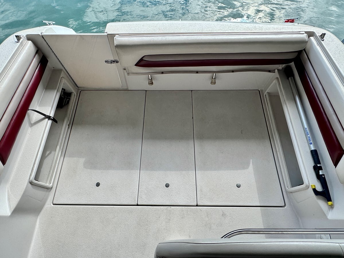 1993-chaparral-28-5-7d3068