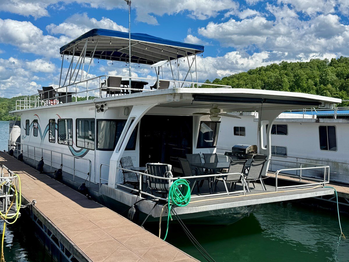 1993-jamestowner-65-61b6d5