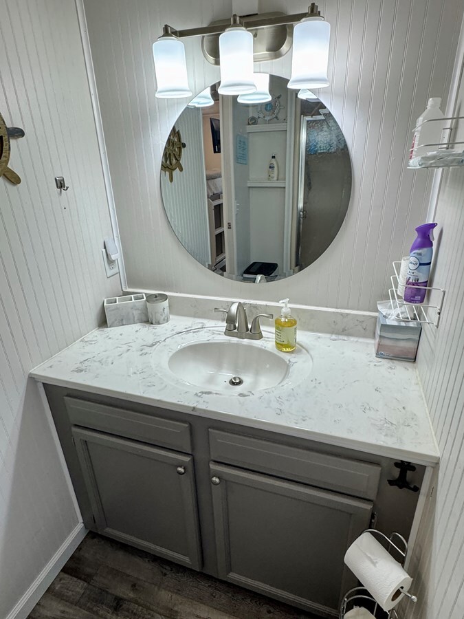 1993-jamestowner-65-61b6d5