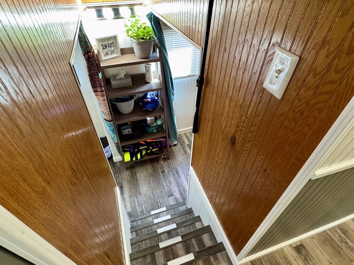 1993-jamestowner-65-61b6d5