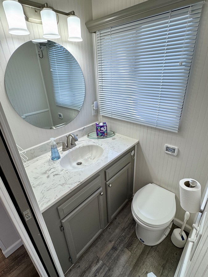 1993-jamestowner-65-61b6d5