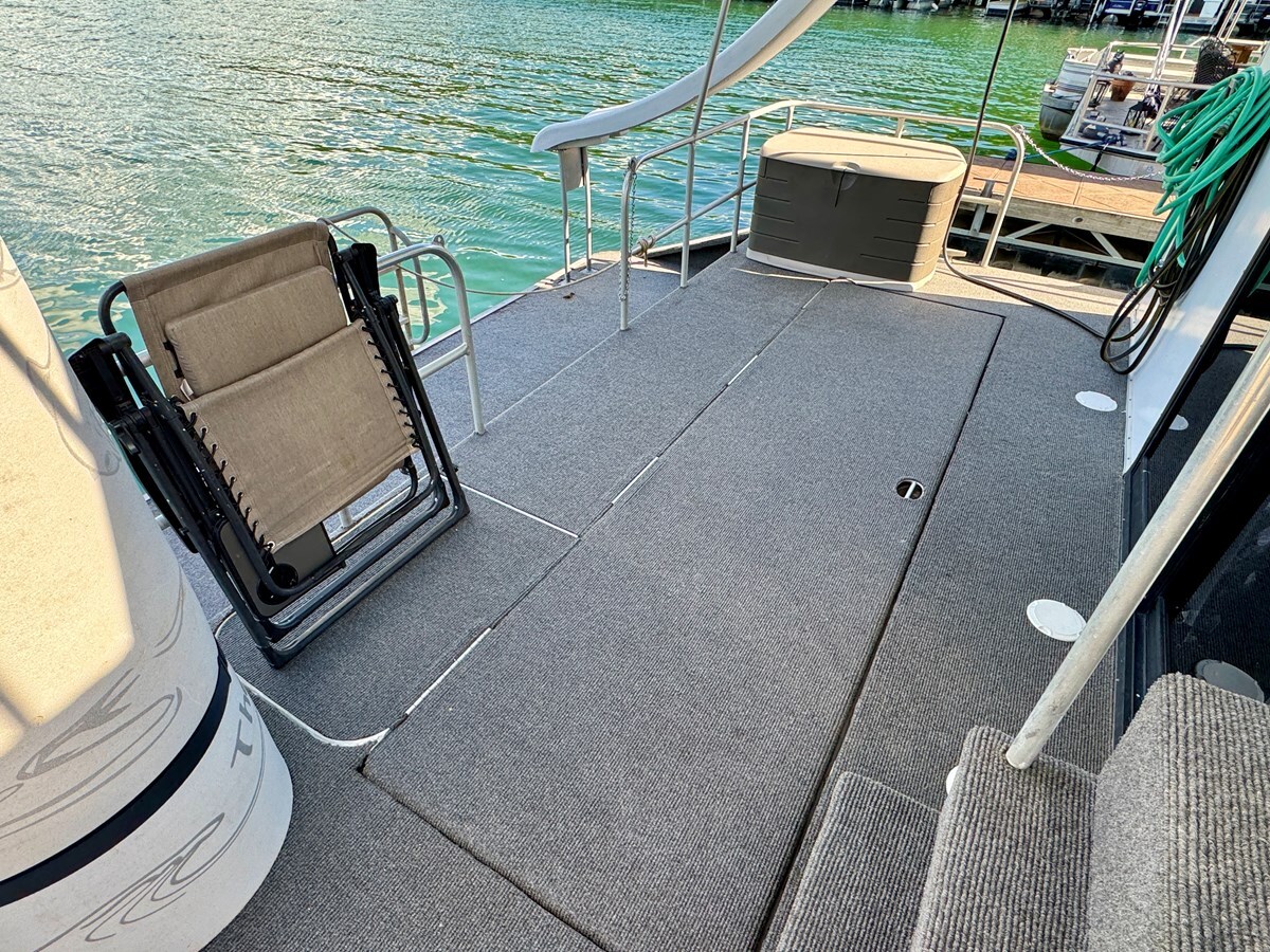 1993-jamestowner-65-61b6d5