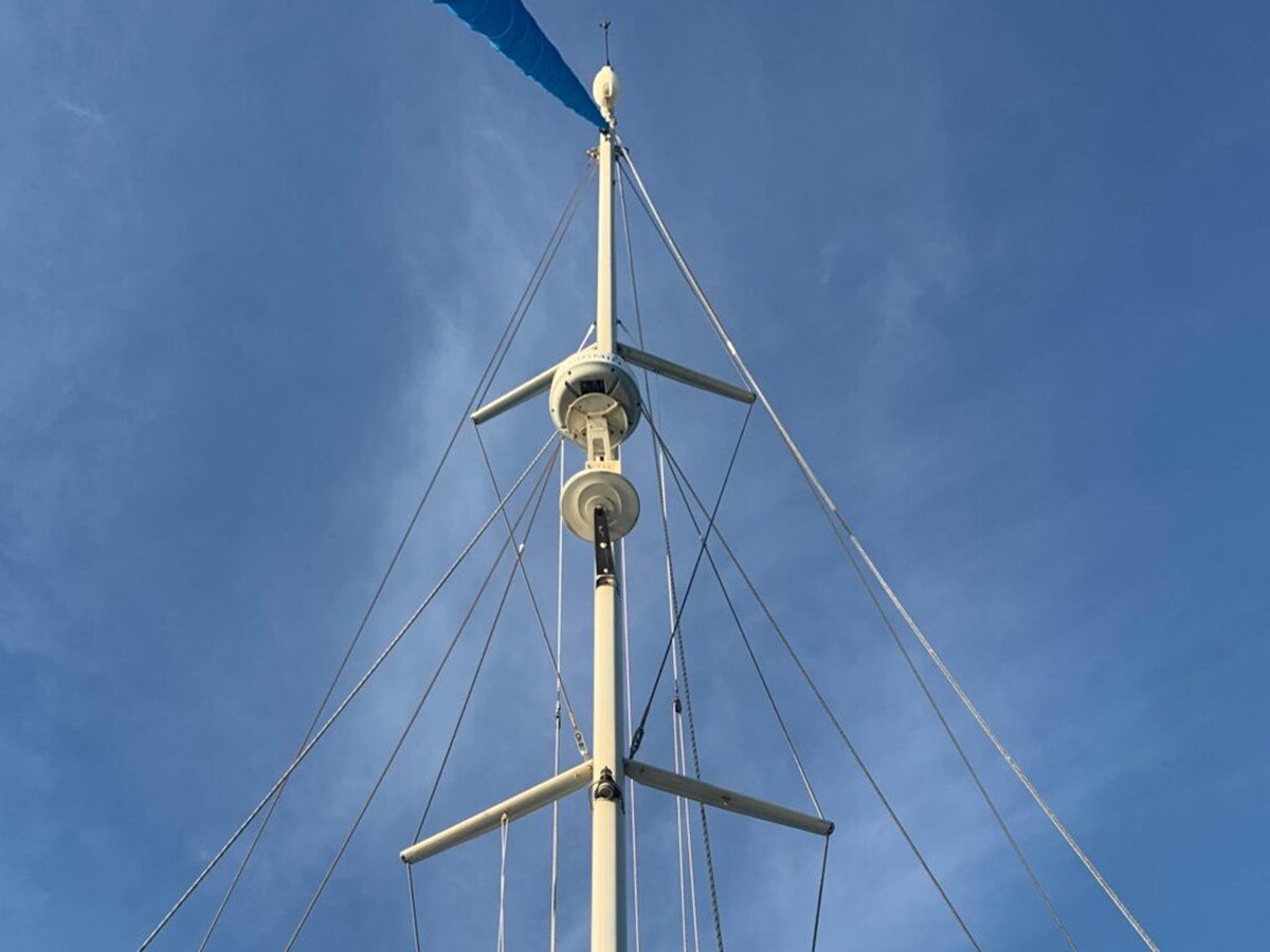 1993-lagoon-42-6-45875d