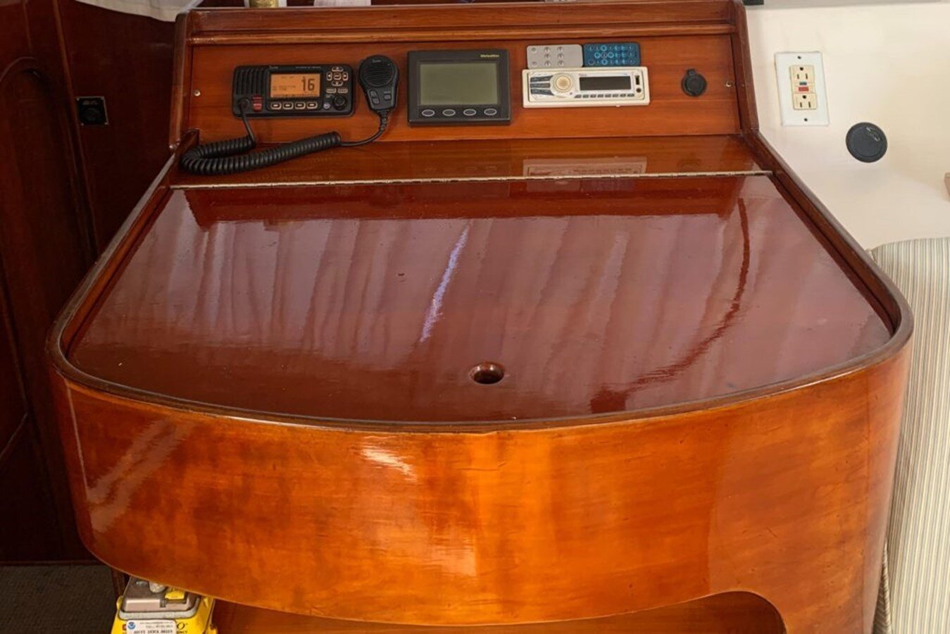 1993-lagoon-42-6-45875d