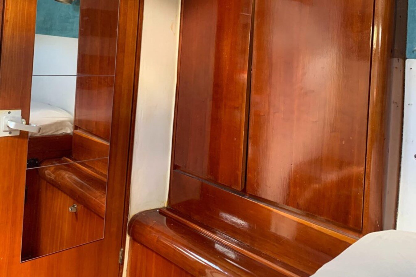 1993-lagoon-42-6-45875d