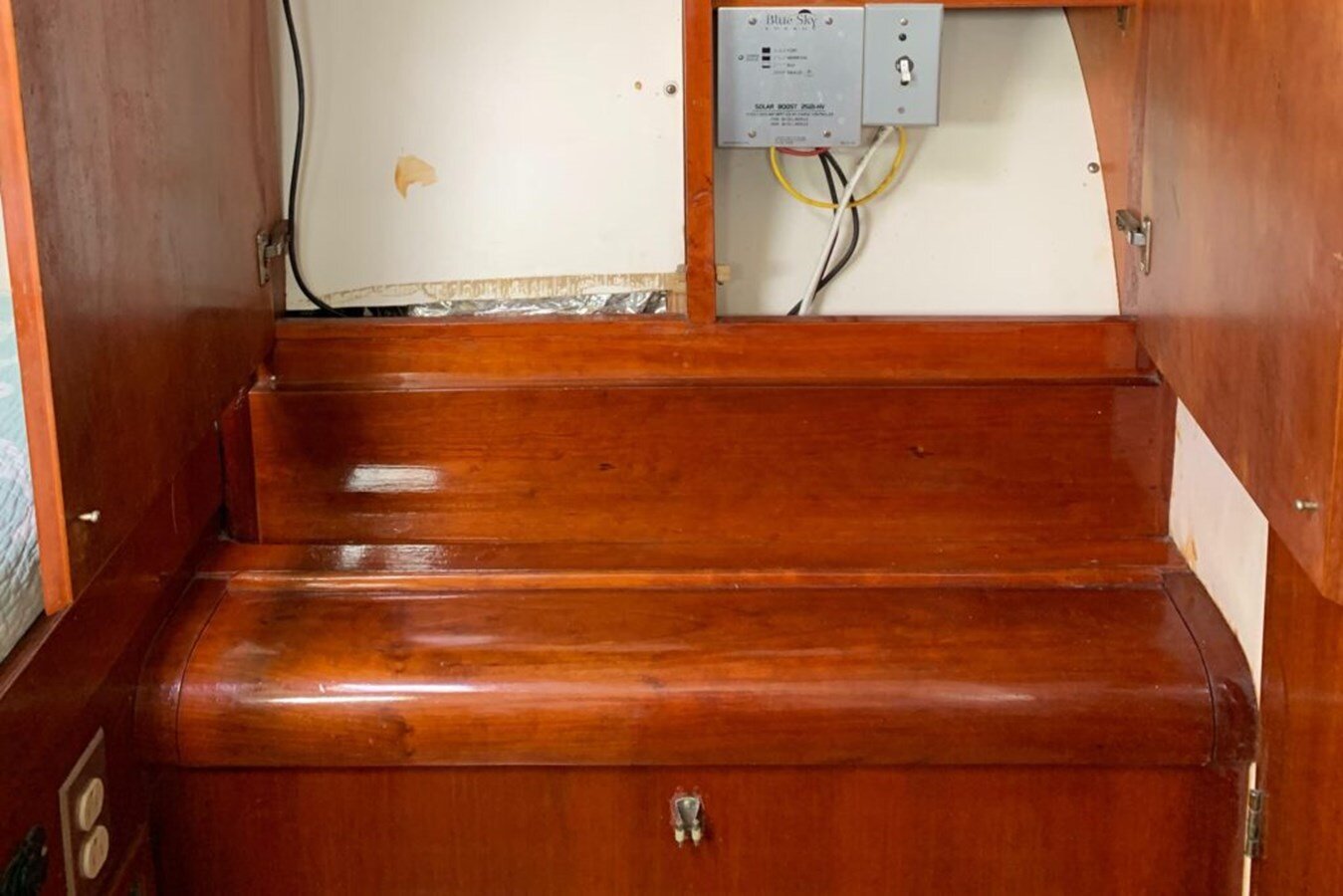 1993-lagoon-42-6-45875d