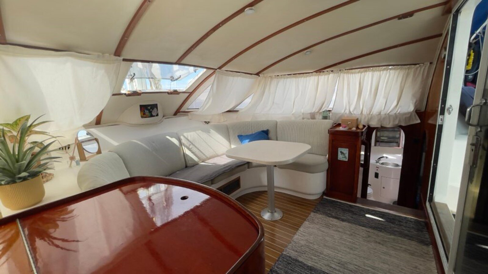 1993-lagoon-42-6-45875d