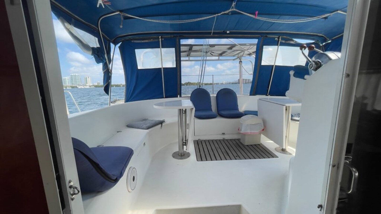 1993-lagoon-42-6-45875d