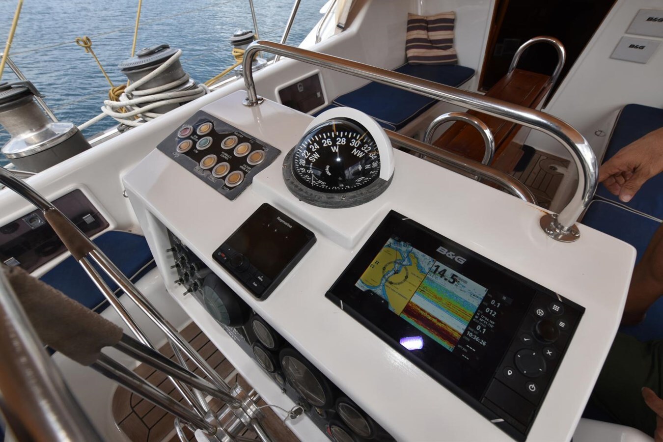 1993-oyster-80-1-852ba9