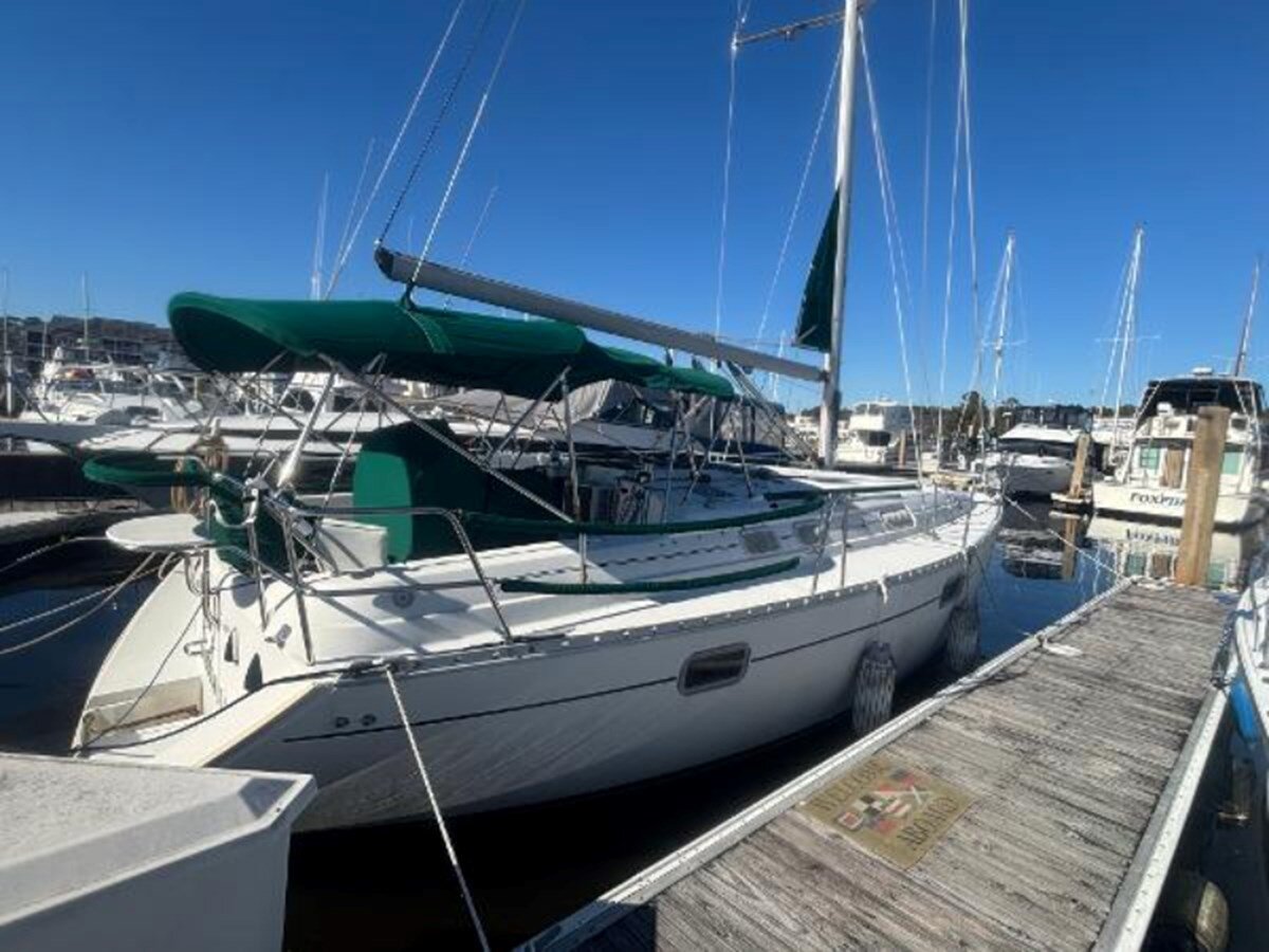 1994-beneteau-35-9b1283