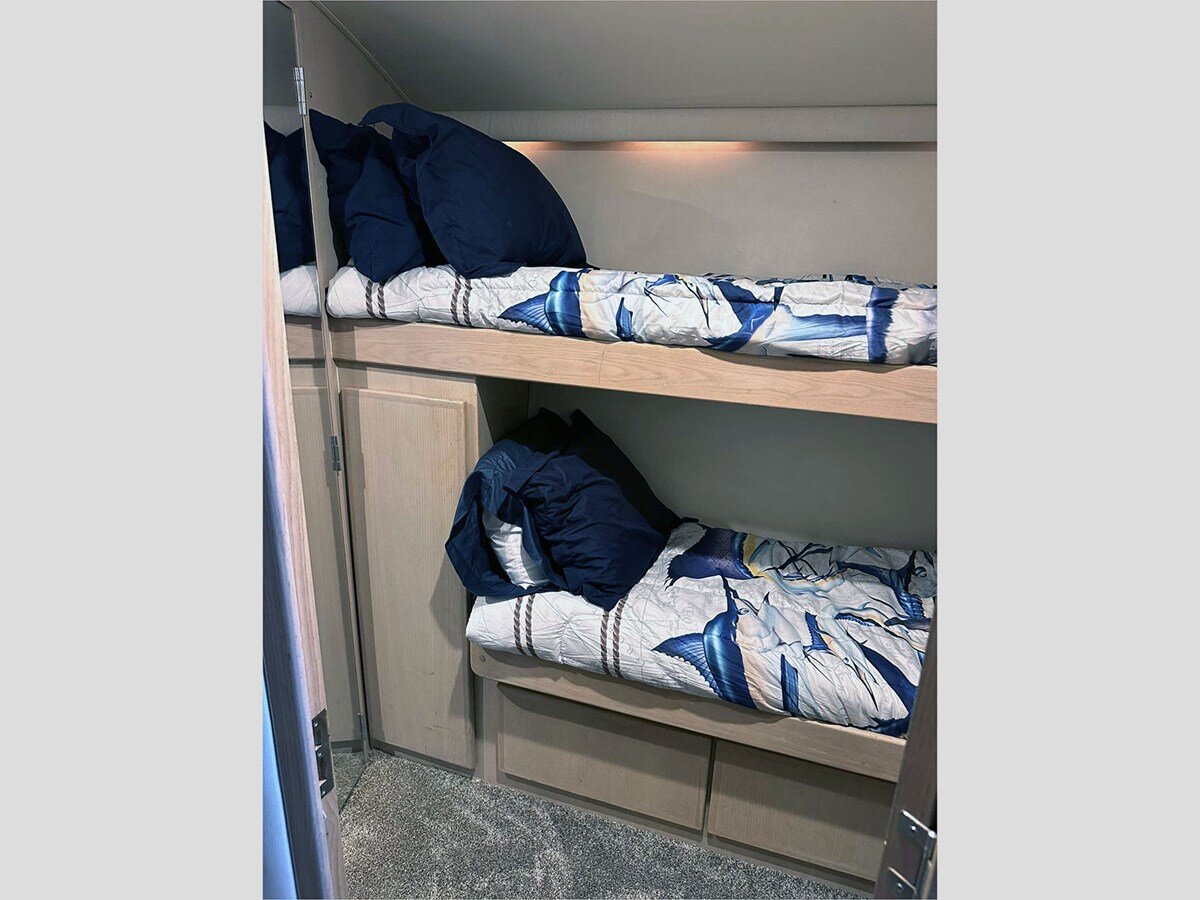 1994-hatteras-54-1-fe5177