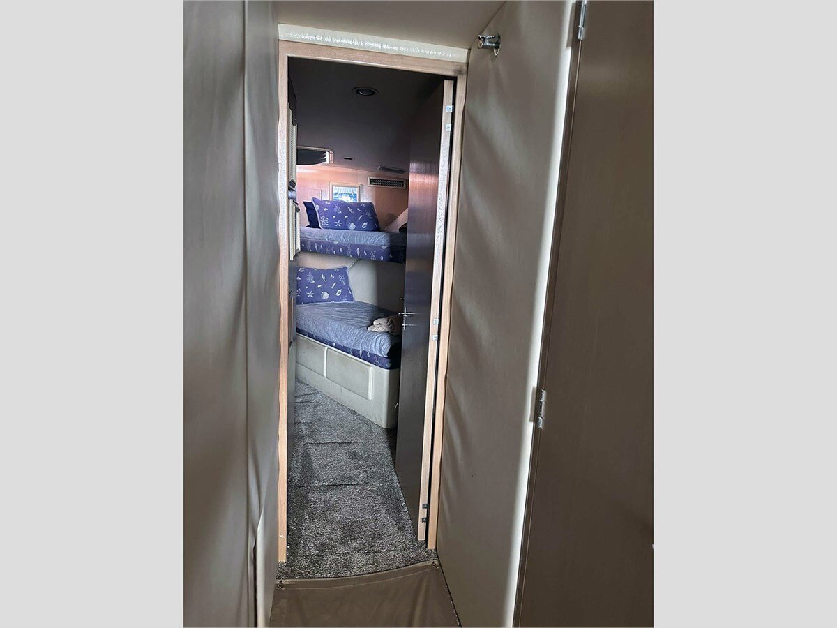 1994-hatteras-54-1-fe5177