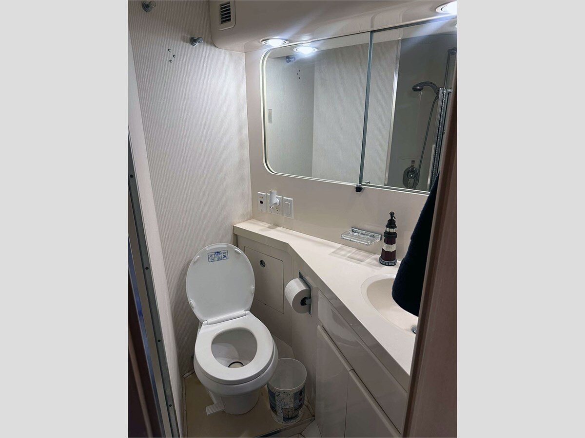 1994-hatteras-54-1-fe5177