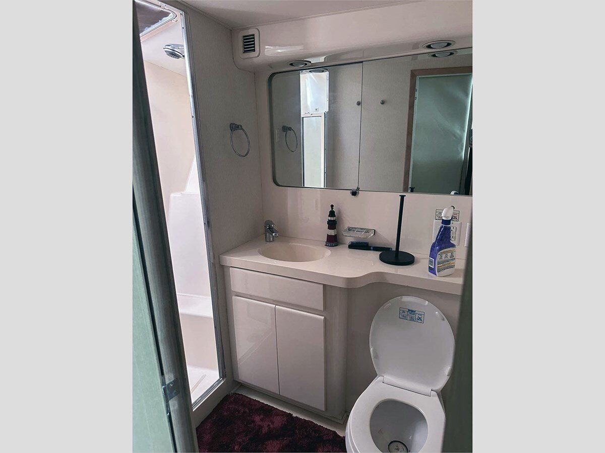 1994-hatteras-54-1-fe5177