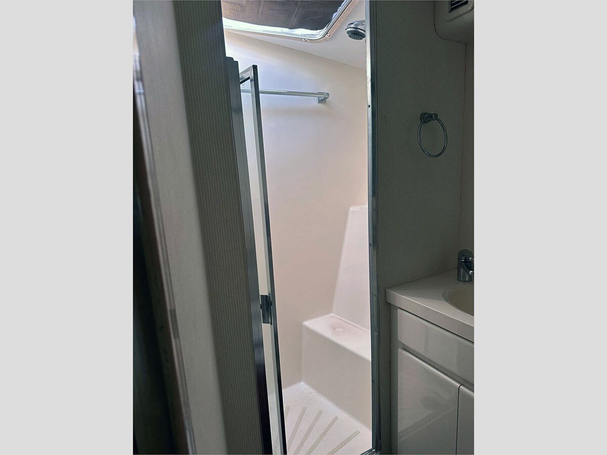 1994-hatteras-54-1-fe5177