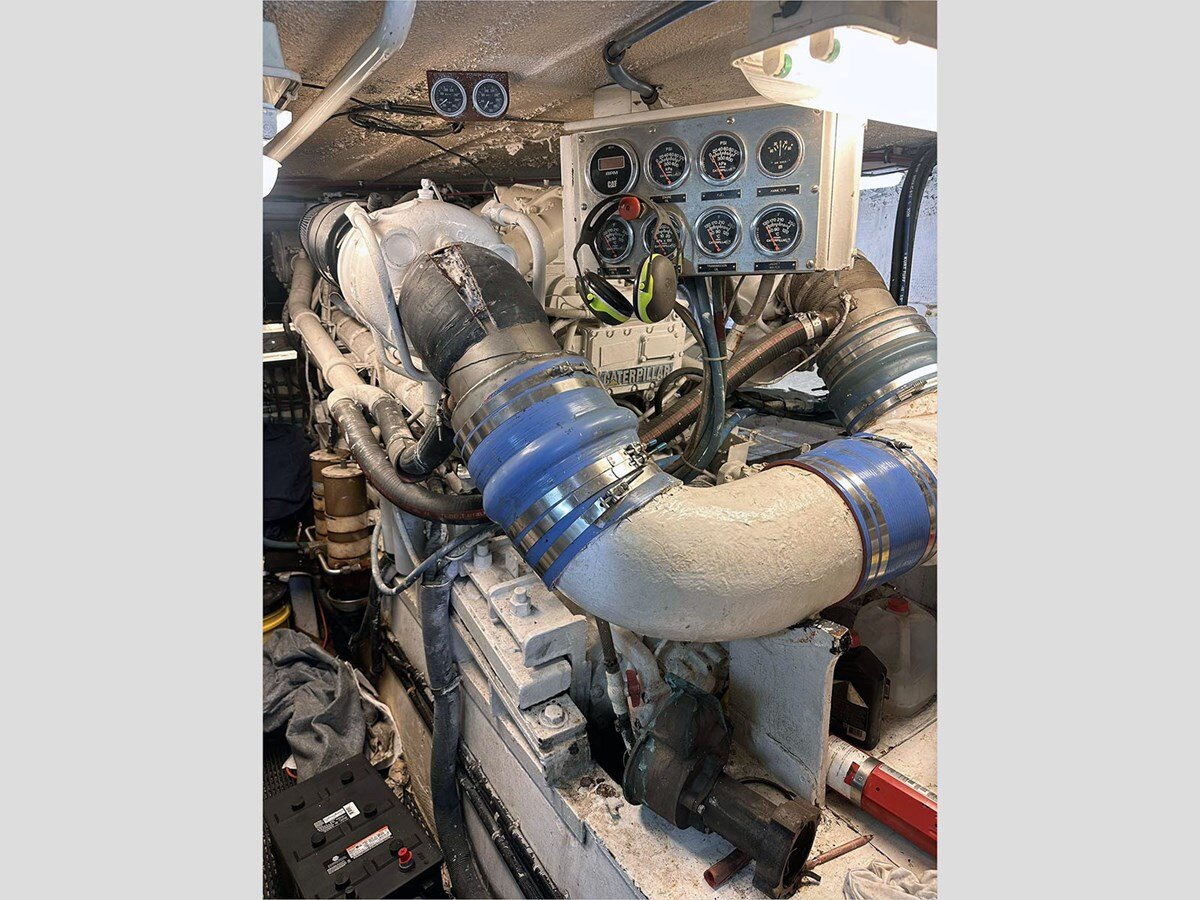 1994-hatteras-54-1-fe5177