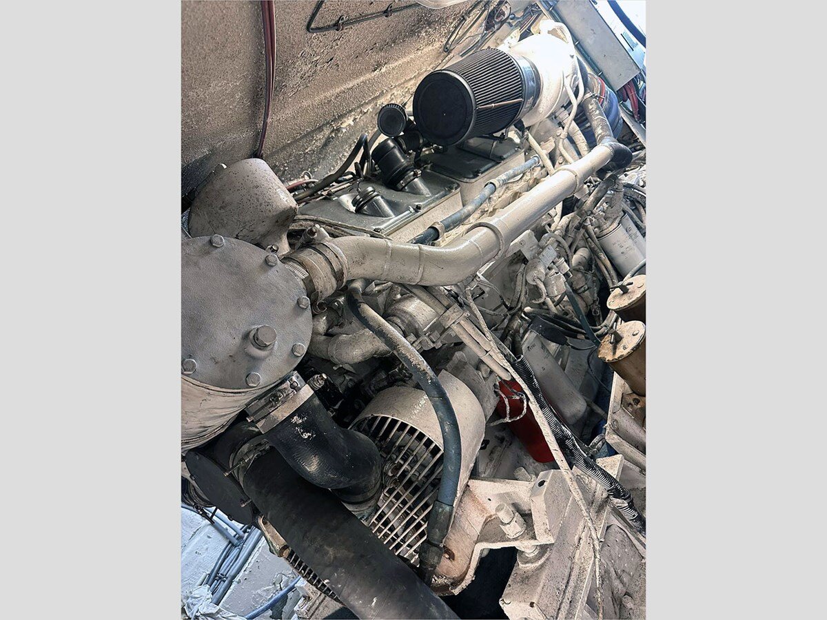 1994-hatteras-54-1-fe5177