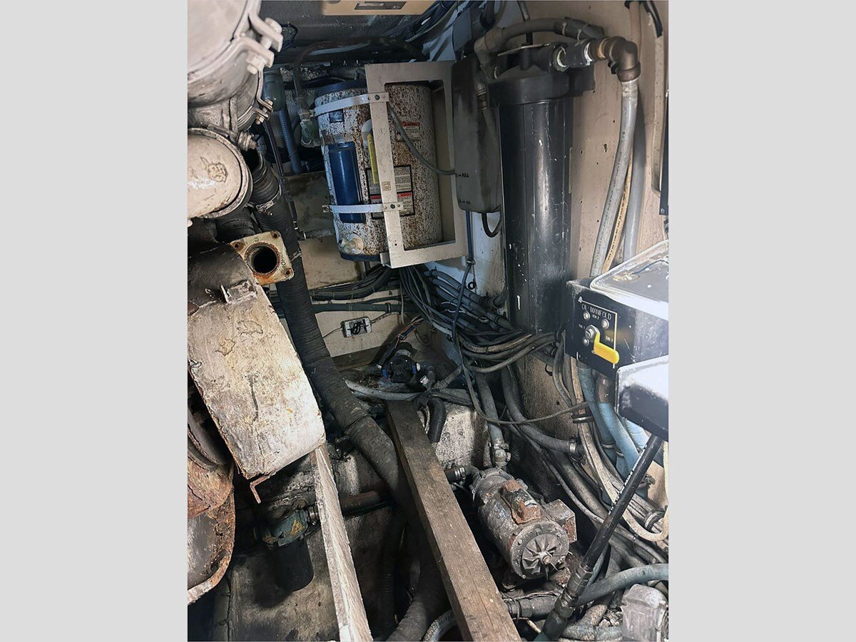 1994-hatteras-54-1-fe5177