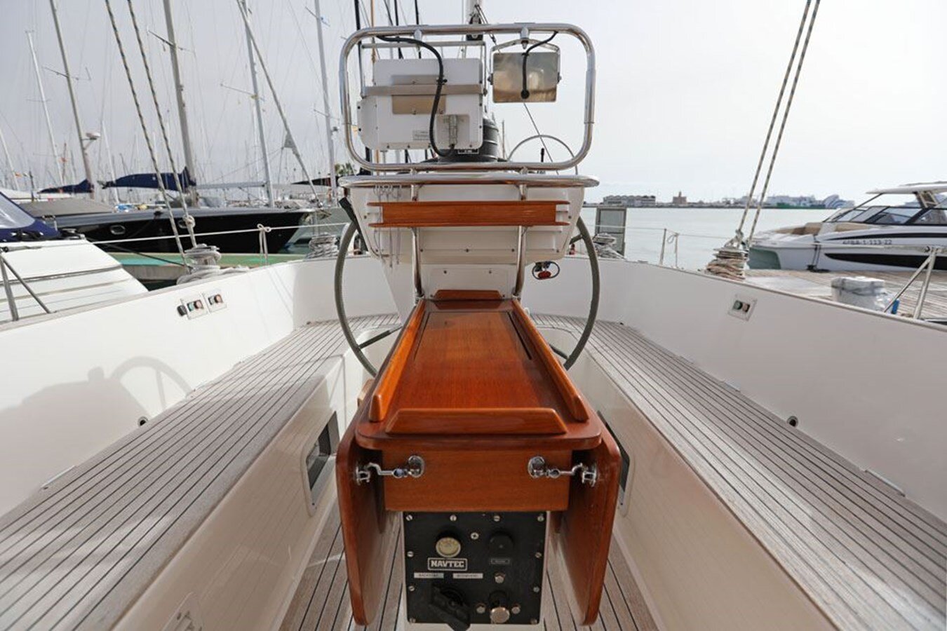 1994-nautor-swan-57-4-56dd7a