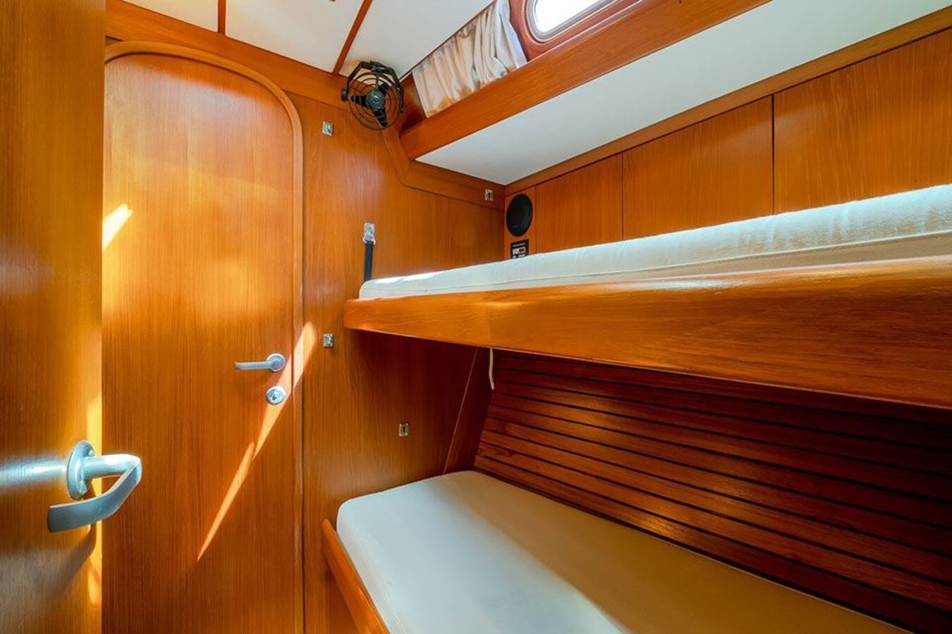 1994-nautor-swan-57-4-56dd7a