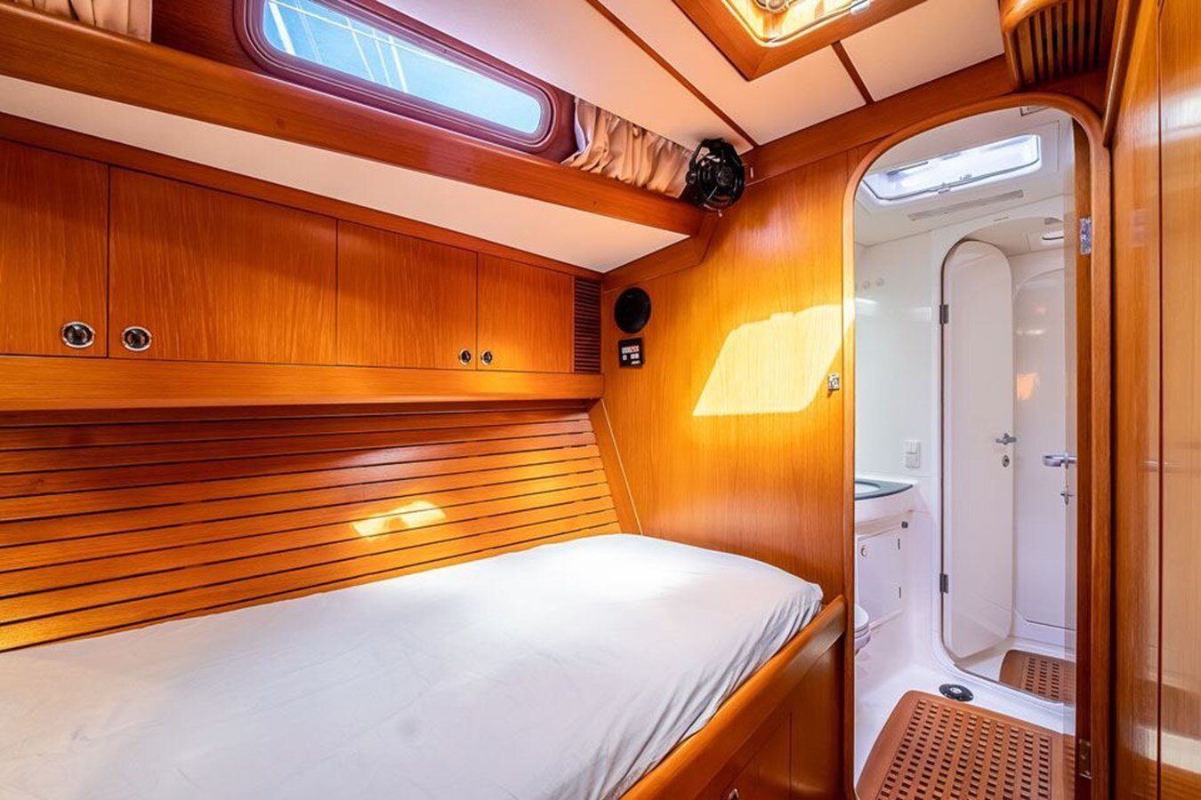 1994-nautor-swan-57-4-56dd7a