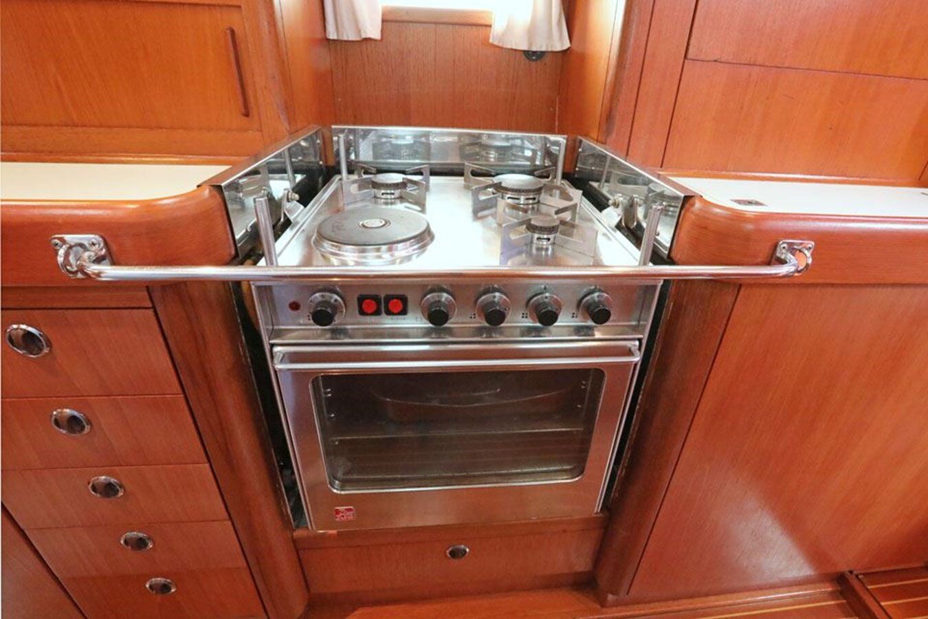 1994-nautor-swan-57-4-56dd7a