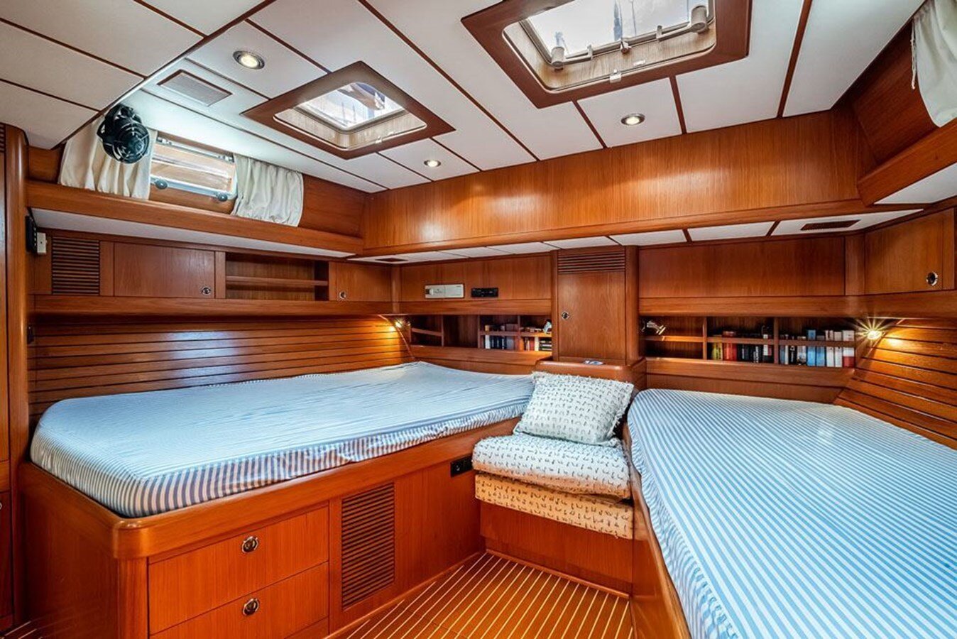 1994-nautor-swan-57-4-56dd7a