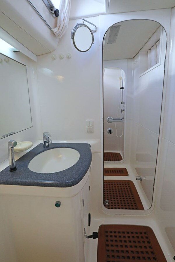 1994-nautor-swan-57-4-56dd7a