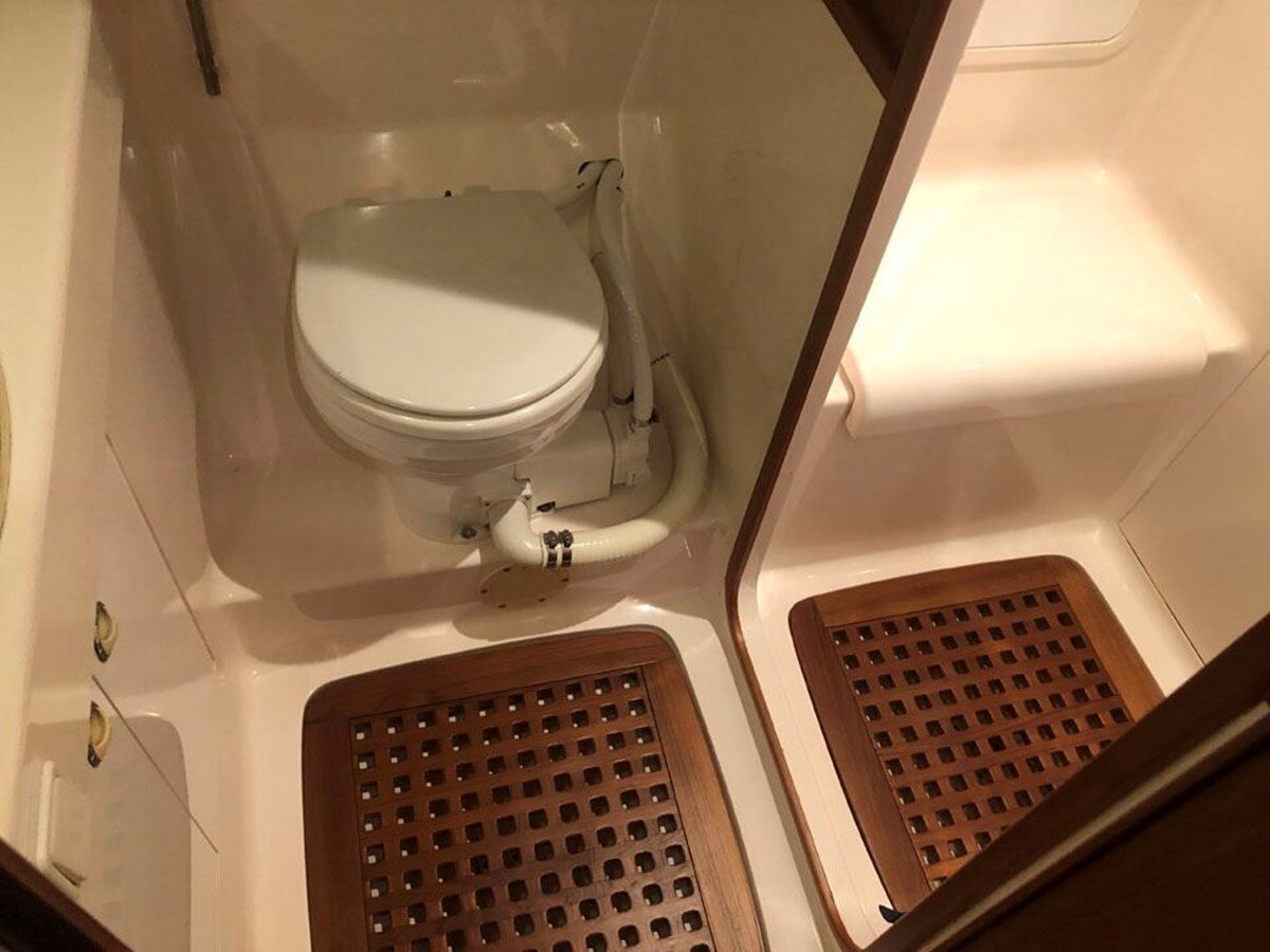 1994-nautor-swan-61-10-f2101d