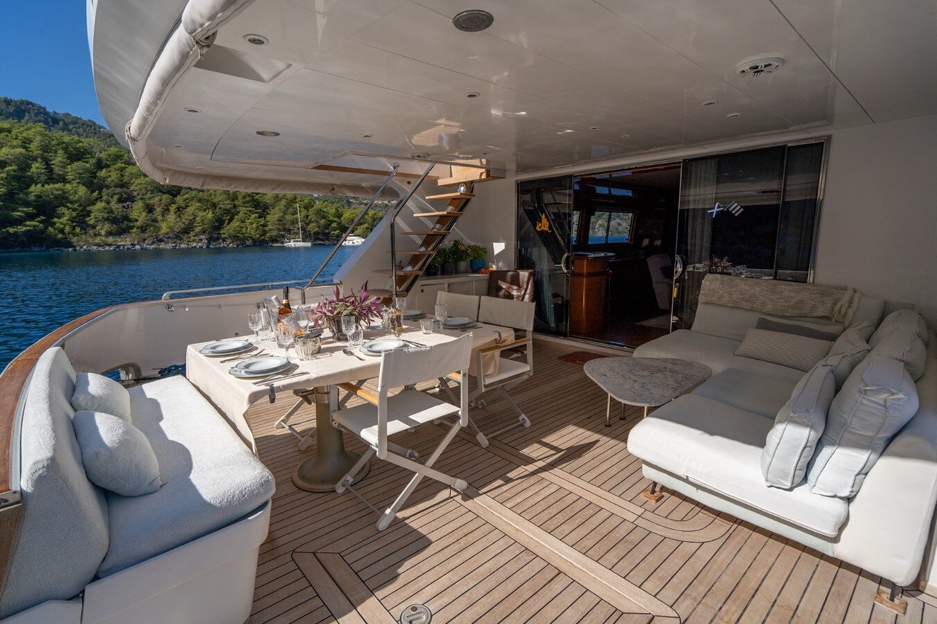 1995-admiral-yachts-88-7-70b060