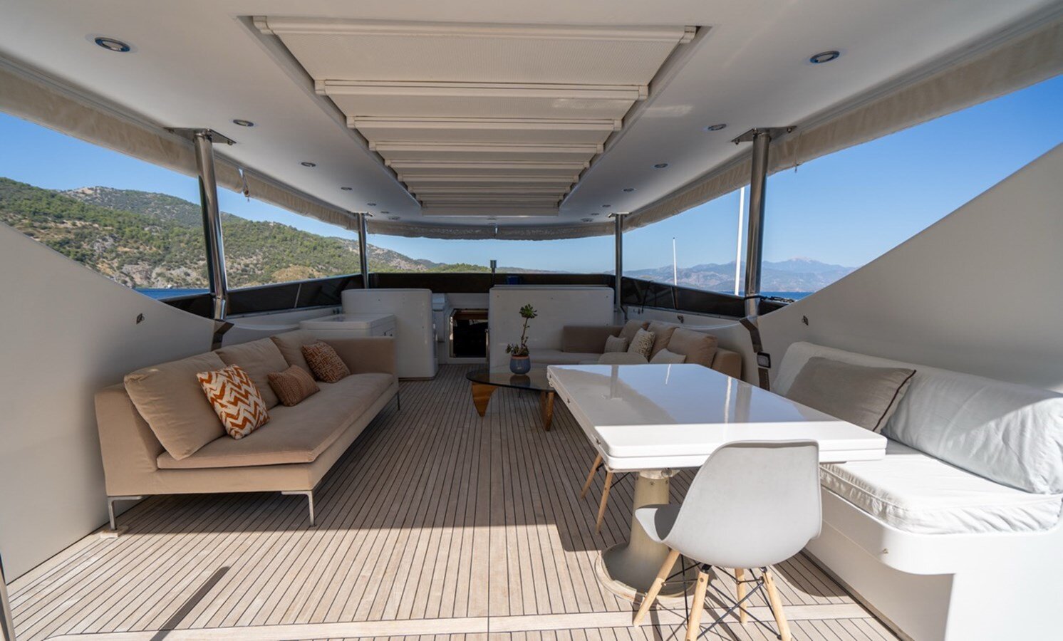 1995-admiral-yachts-88-7-70b060