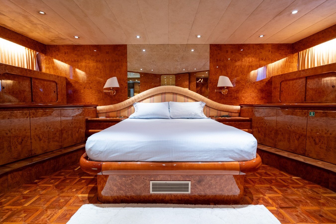 1995-admiral-yachts-88-7-70b060