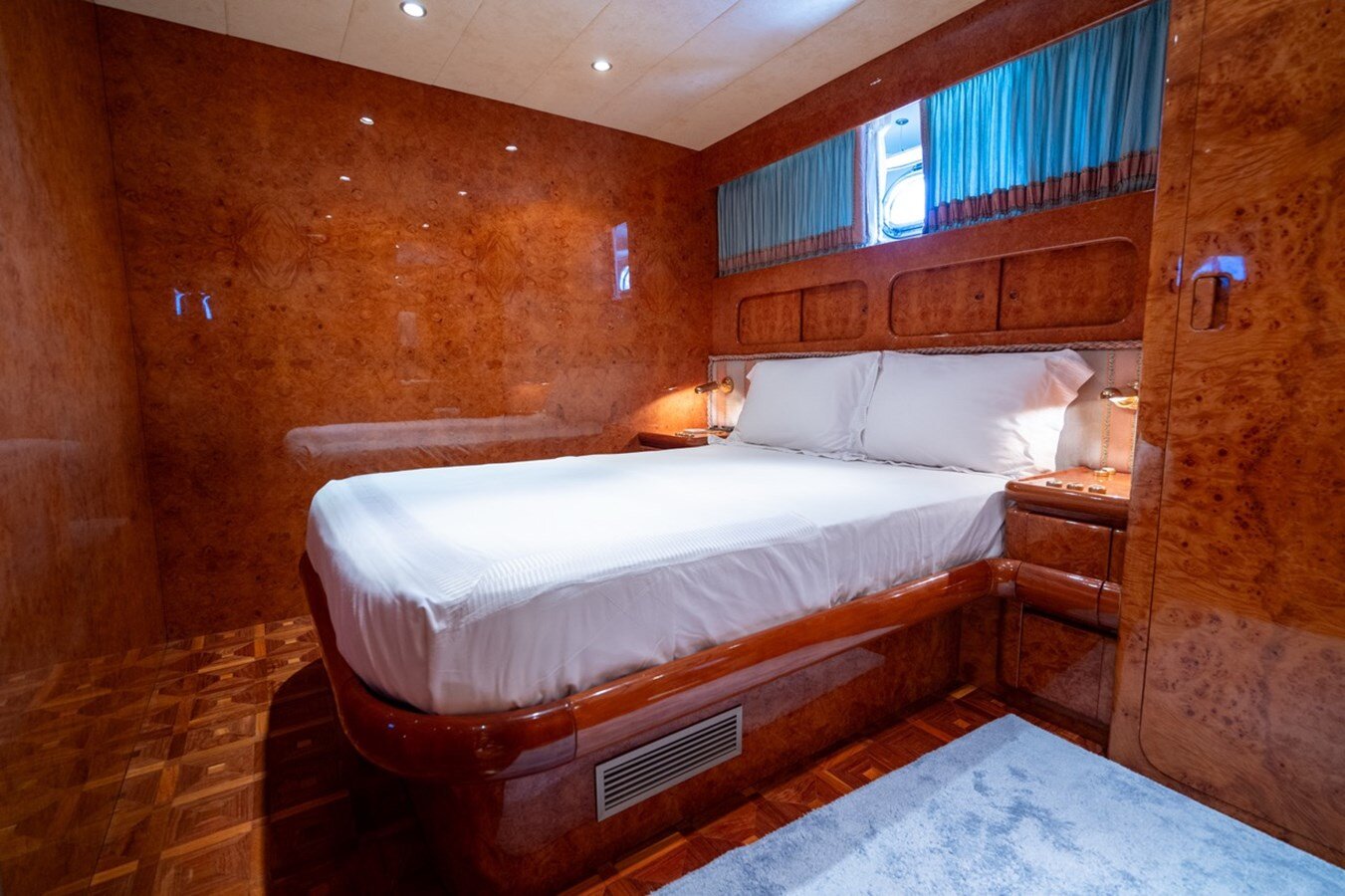 1995-admiral-yachts-88-7-70b060