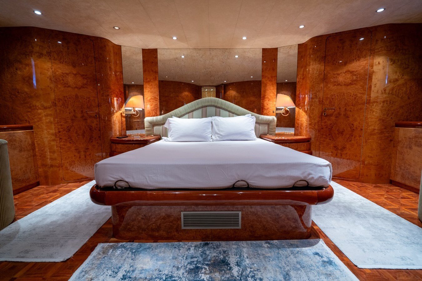 1995-admiral-yachts-88-7-70b060