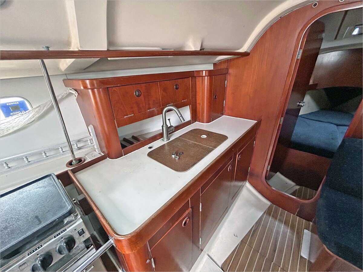 1995-beneteau-35-1-6e4117