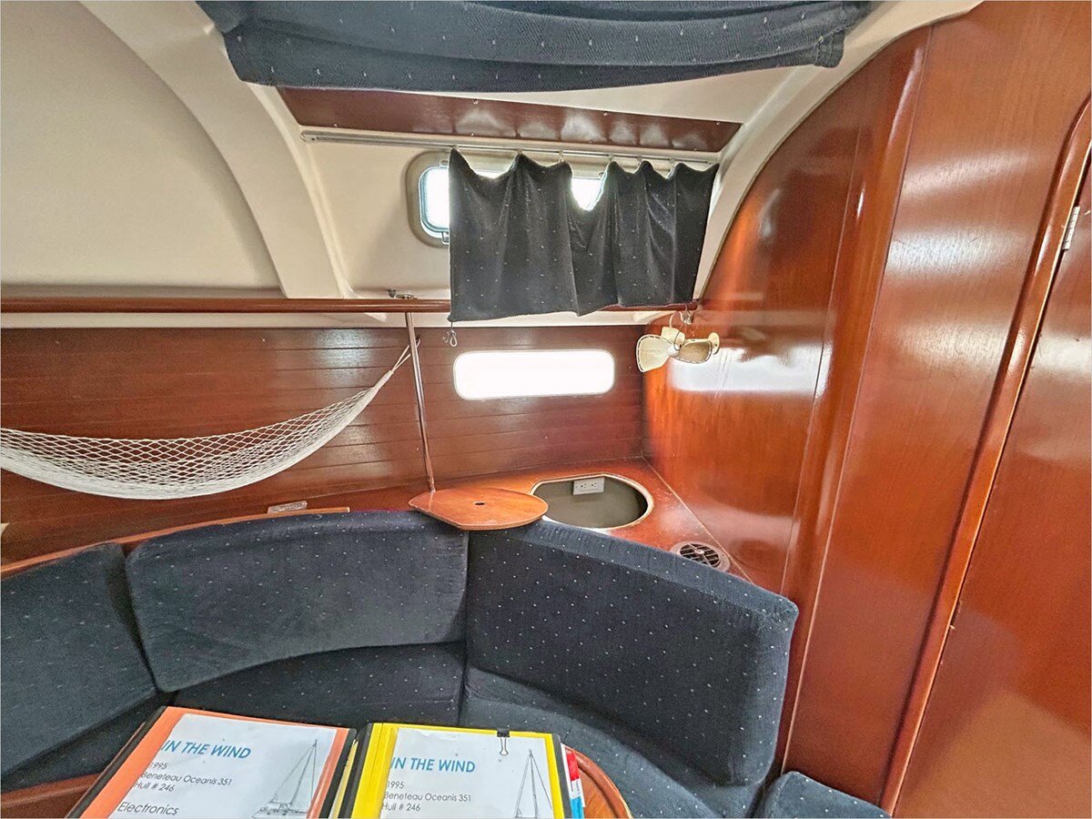 1995-beneteau-35-1-6e4117