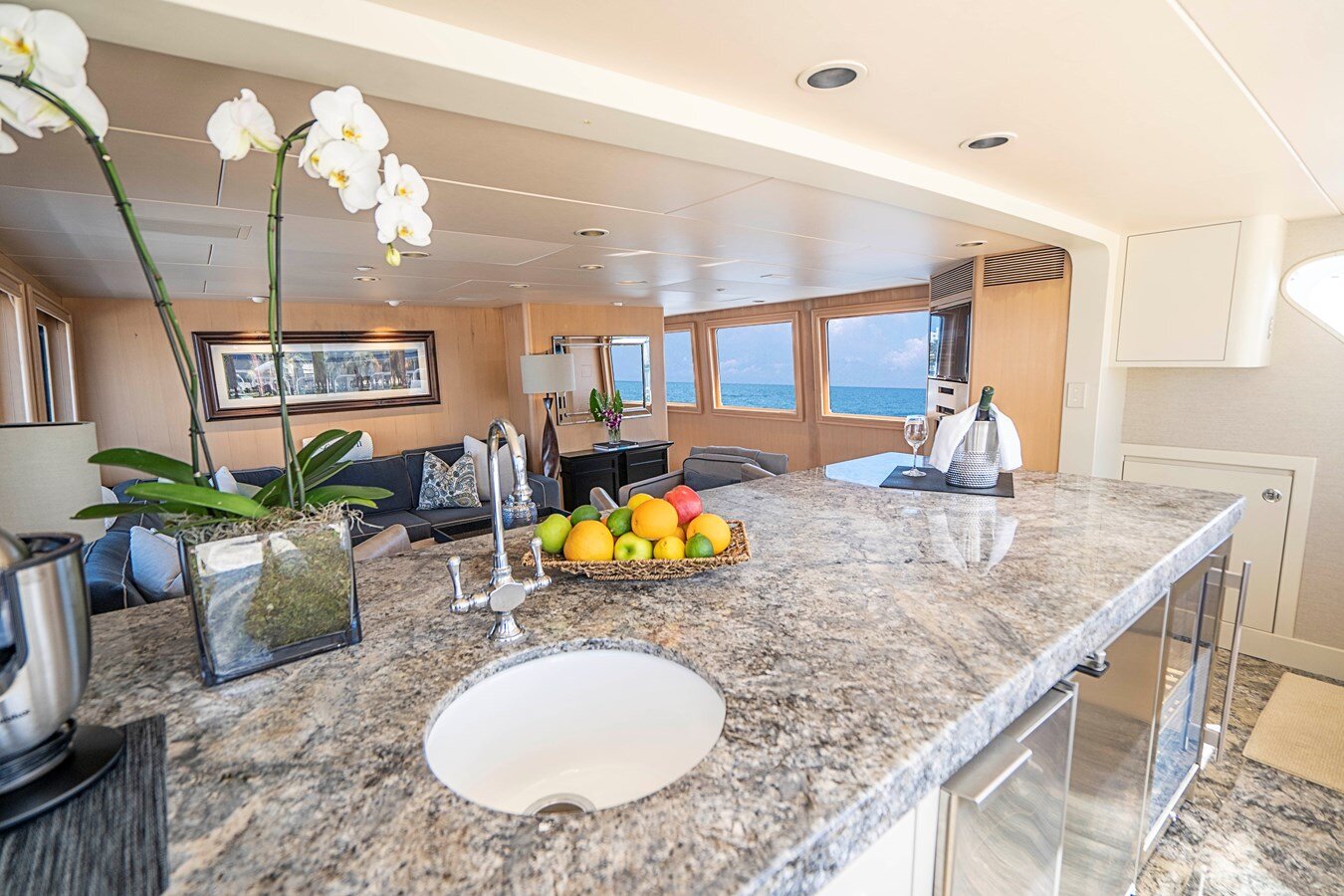 1995 CHRISTENSEN 120'