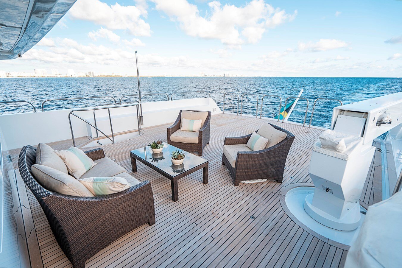 1995 CHRISTENSEN 120'